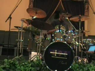 Jonathan Davis Drum Lesson : 6 Stroke Roll