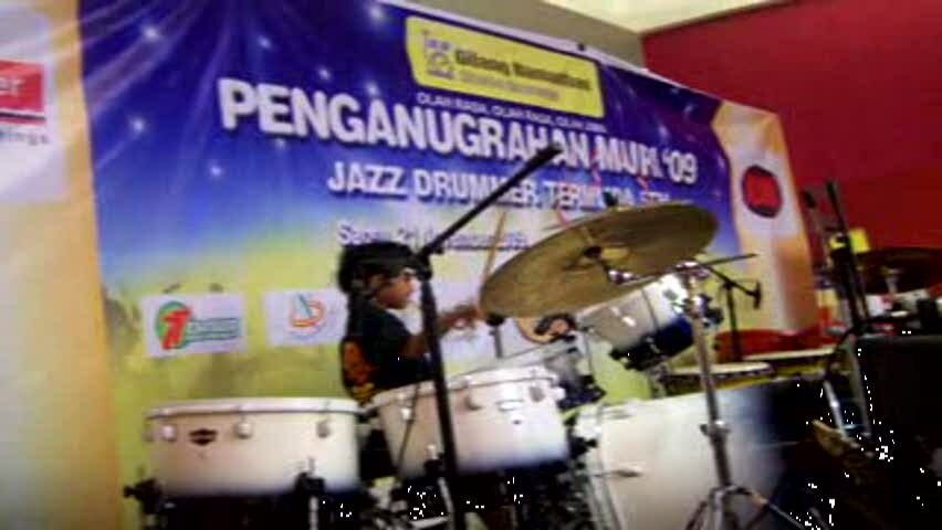 kid Drummer.Solo Drum.1 st Best Drum.5 years old